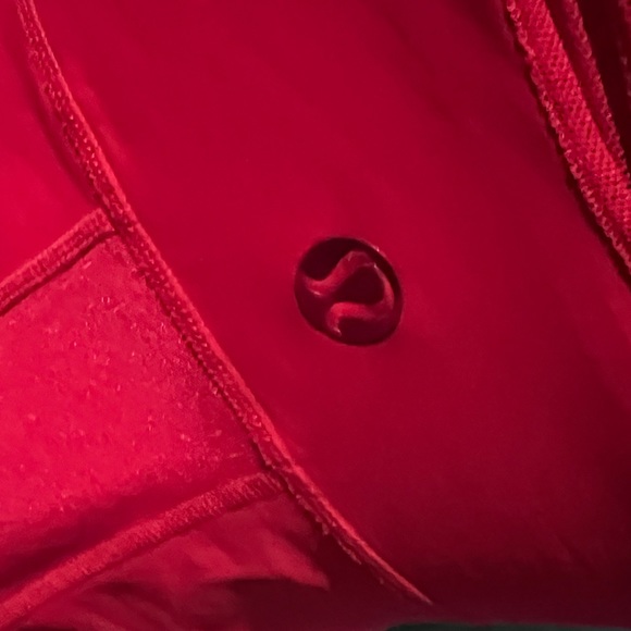 Lululemon Tank Top - Picture 3 of 3